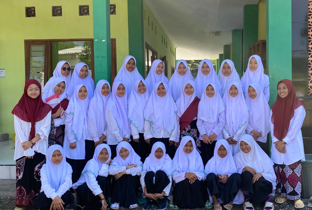 SISWI KELAS VIII